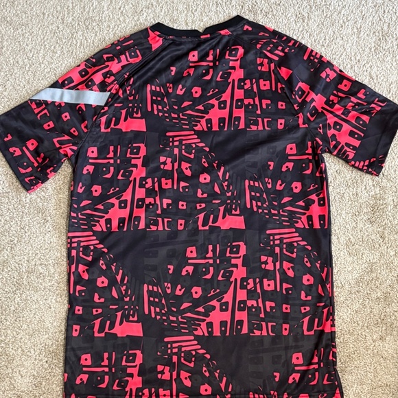 Nike Liverpool FC Pre Match 3 - 20/21 - L - Picture 2 of 2